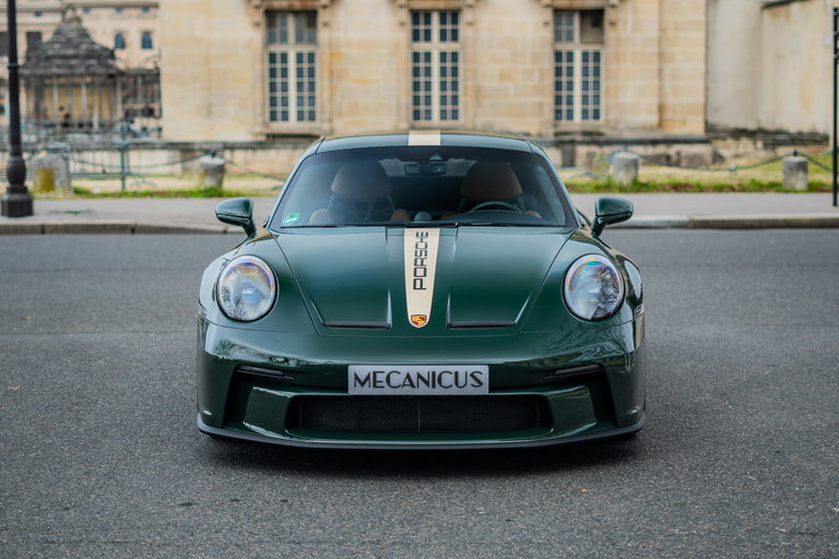 Porsche 992 GT3 Touring