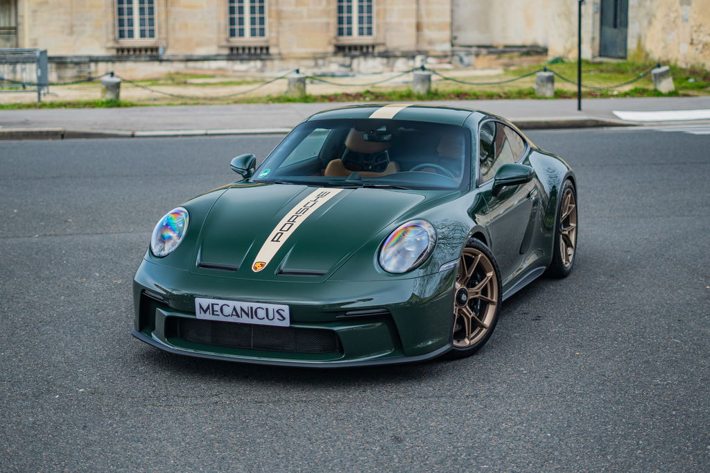 Porsche 992 GT3 Touring