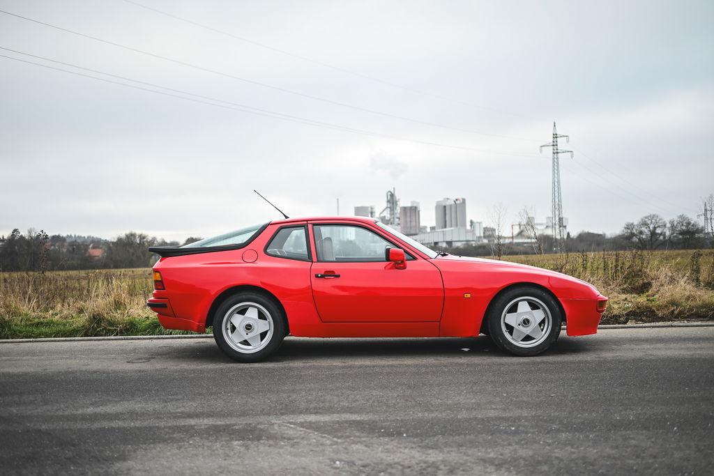 Porsche 944 Coupé