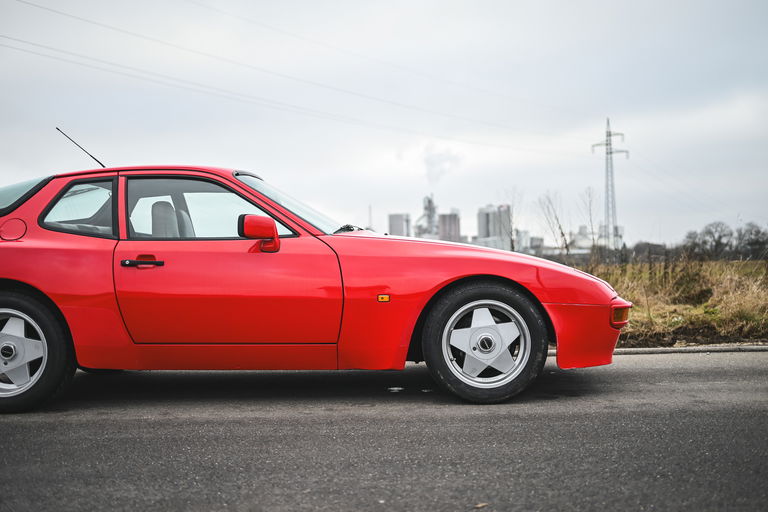 Porsche 944 Coupé