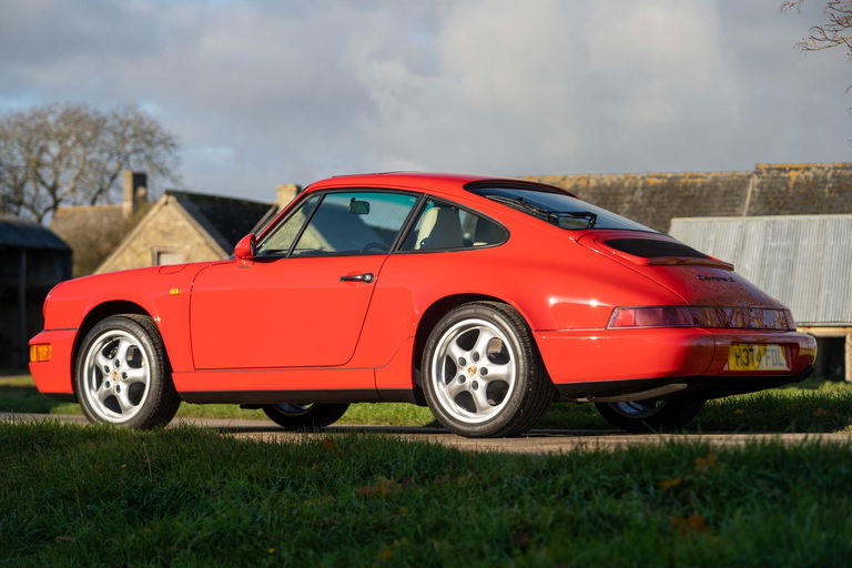 Porsche 964 Carrera 2