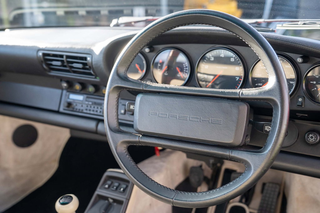 Porsche 964 Carrera 2