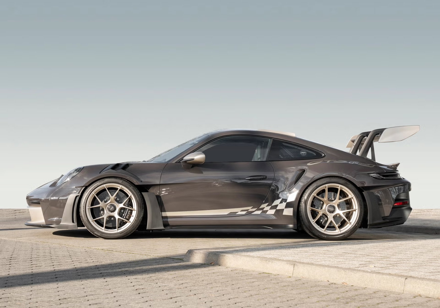 Porsche 992 GT3 RS 2024 - elferspot.com - Marketplace for Porsche