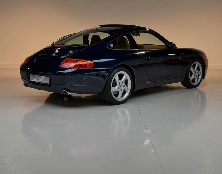 Porsche 996 Carrera