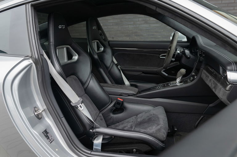 Porsche 991.2 Carrera GTS