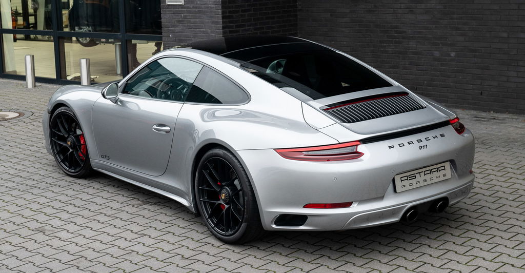 Porsche 991.2 Carrera GTS
