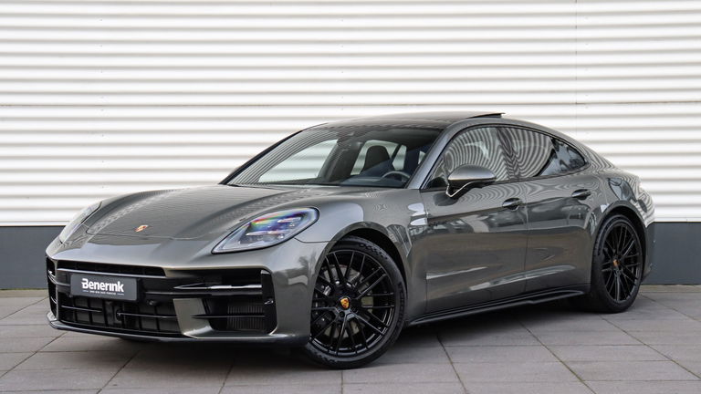 Porsche Panamera 4