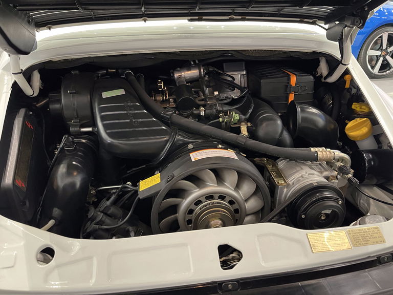 Porsche 964 Carrera 2 Speedster