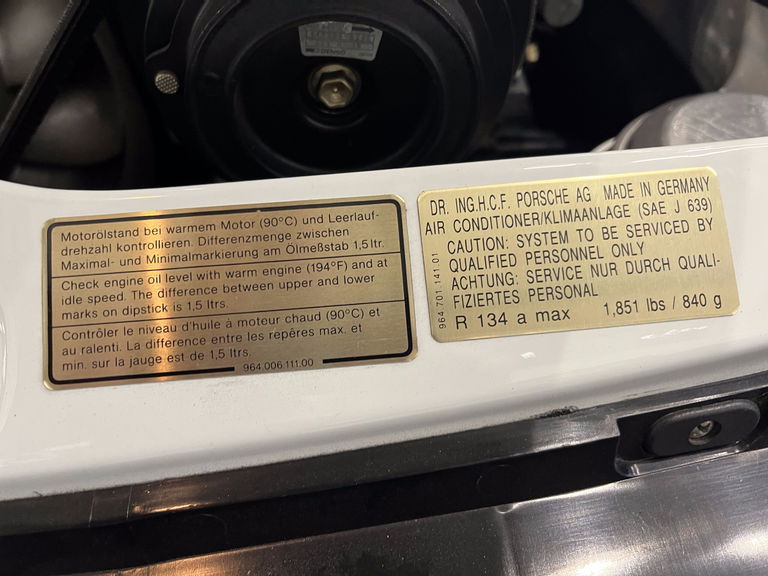 Porsche 964 Carrera 2 Speedster