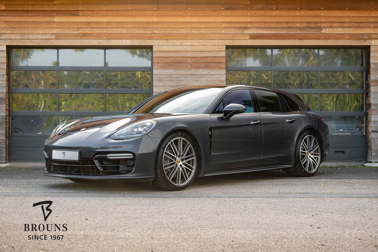 Porsche Panamera 4 E-Hybrid