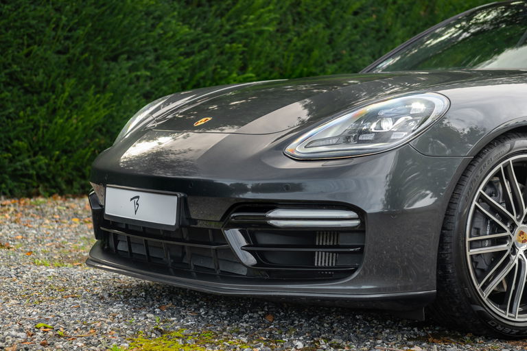Porsche Panamera 4 E-Hybrid