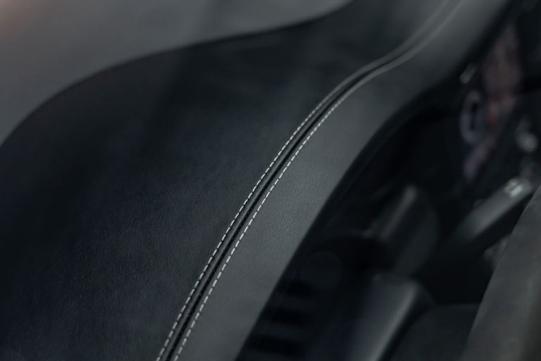 Porsche 991.2 Carrera GTS