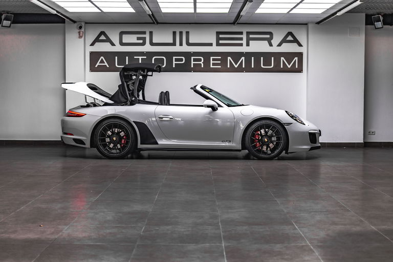 Porsche 991.2 Carrera GTS