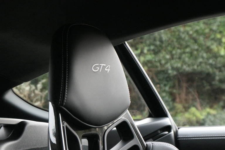 Porsche 718 Cayman GT4