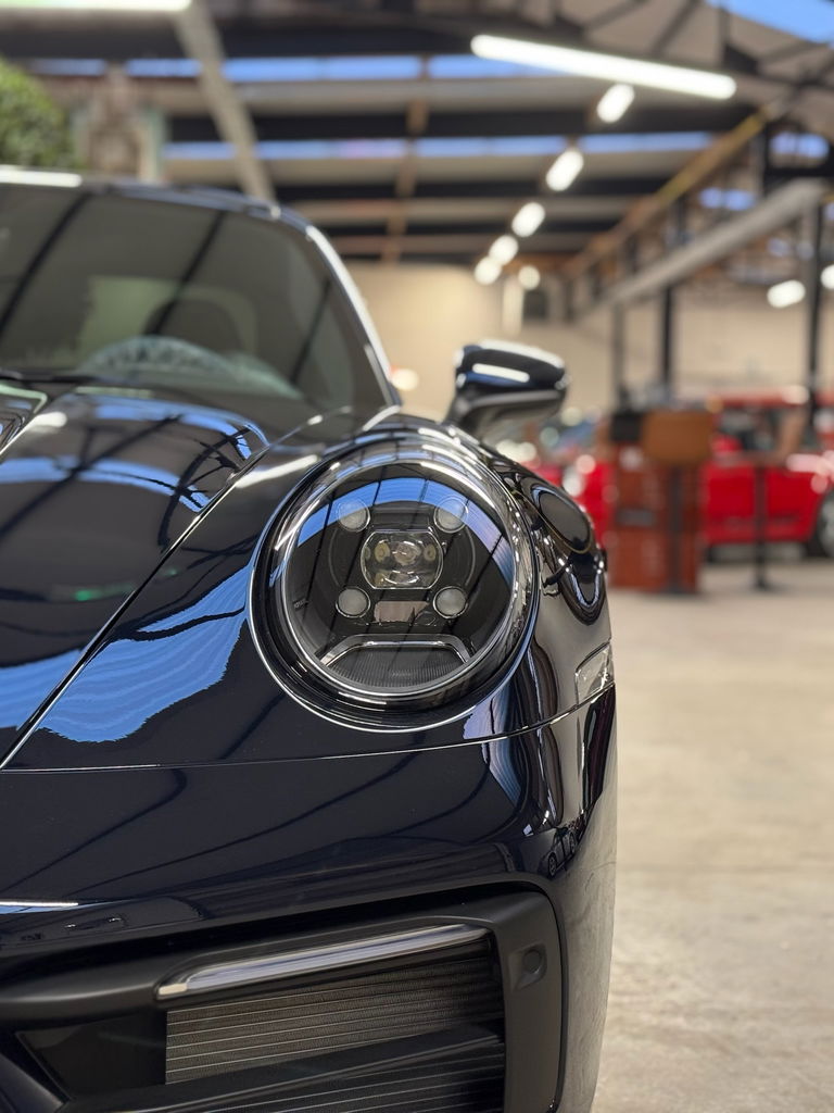 Porsche 992 Belgian Legend Edition