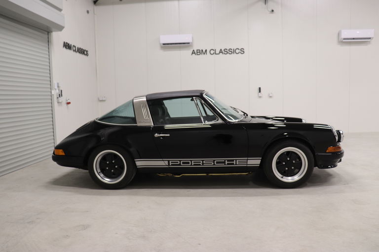 Porsche 911 E