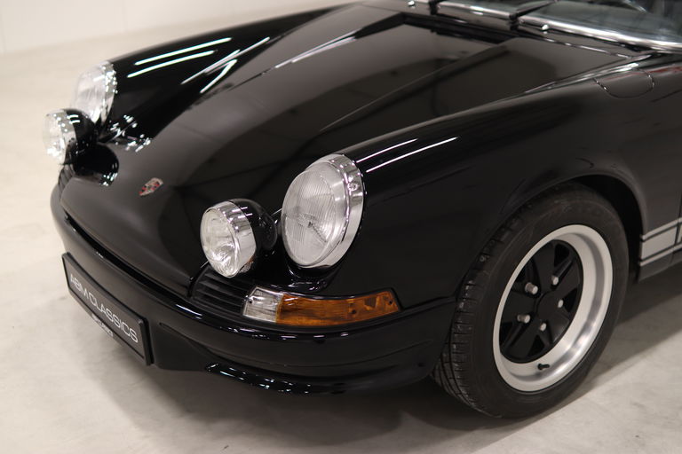 Porsche 911 E