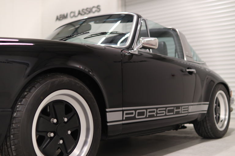 Porsche 911 E