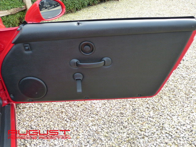 Porsche 964 Carrera 2 Speedster