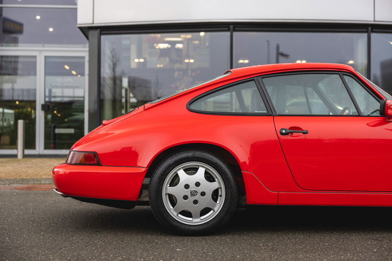 Porsche 964 Carrera 4