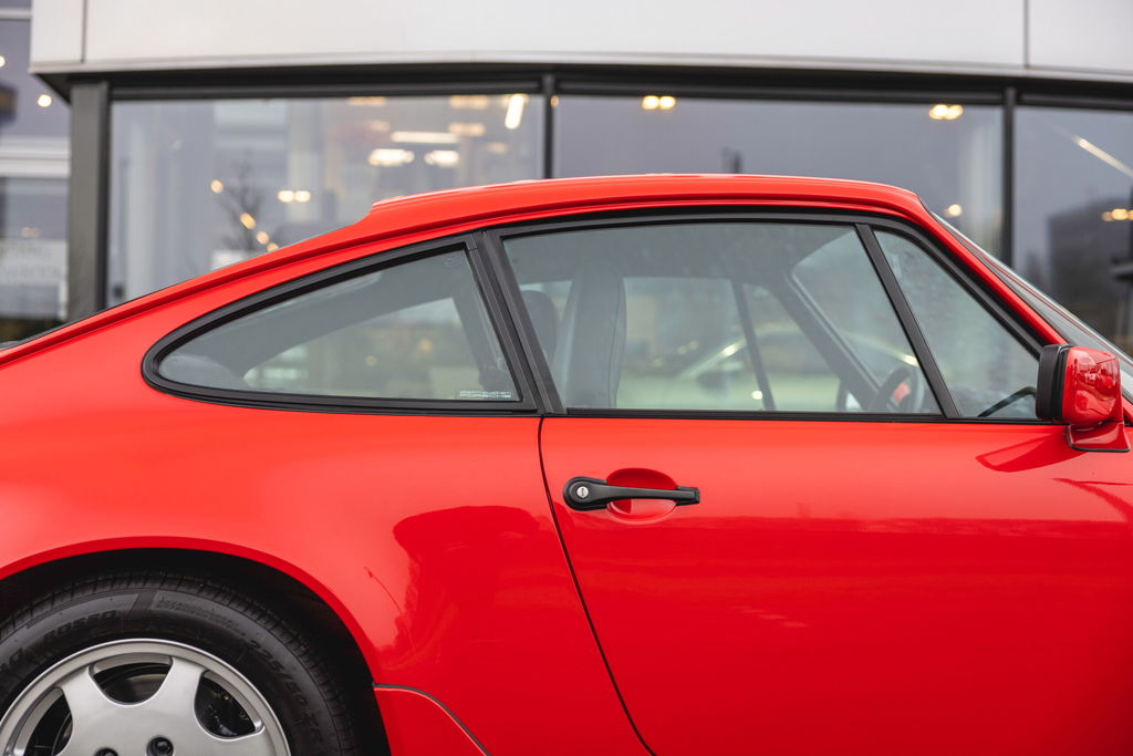 Porsche 964 Carrera 4