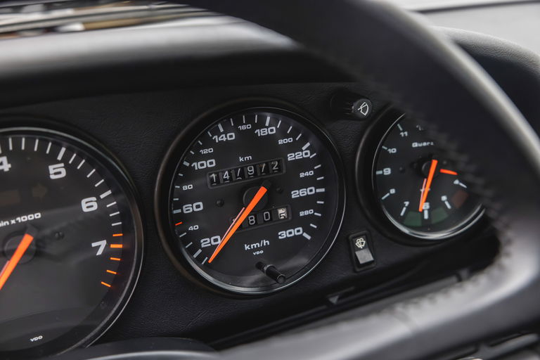 Porsche 964 Carrera 4