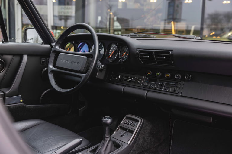 Porsche 964 Carrera 4