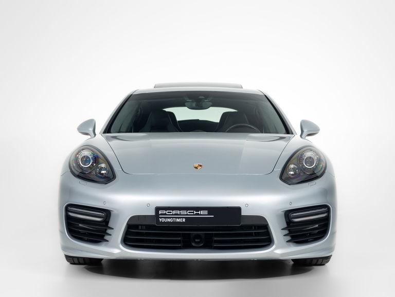 Porsche Panamera GTS