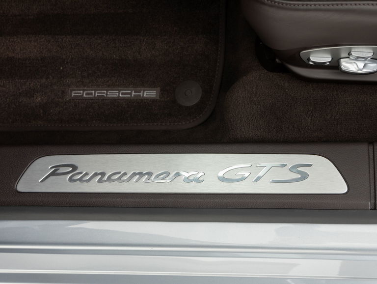 Porsche Panamera GTS
