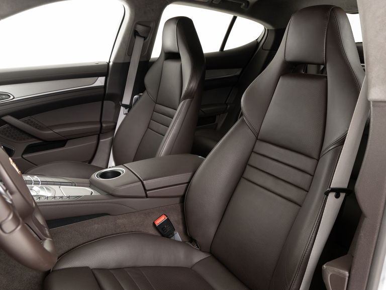 Porsche Panamera GTS