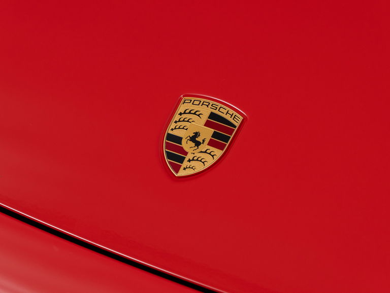 Porsche 992 Carrera 4 GTS