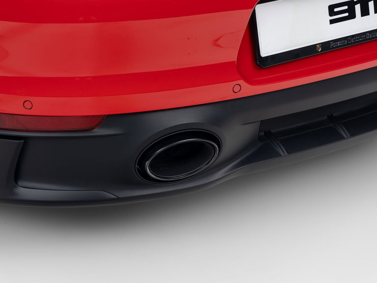 Porsche 992 Carrera 4 GTS