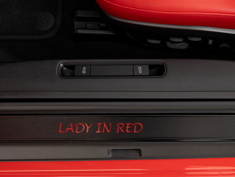 Porsche 992 Carrera 4 GTS