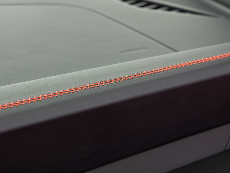 Porsche 992 Carrera 4 GTS