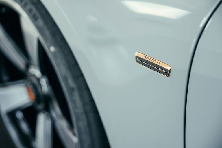 Porsche 992 Sport Classic