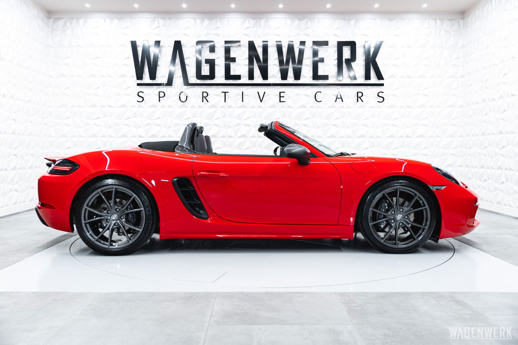 Porsche 718 Boxster T