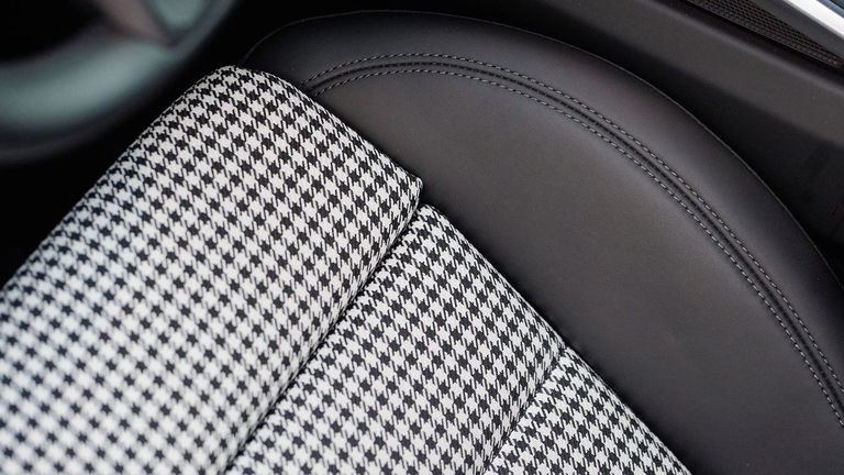 Porsche 992 Sport Classic