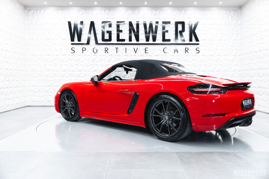 Porsche 718 Boxster T