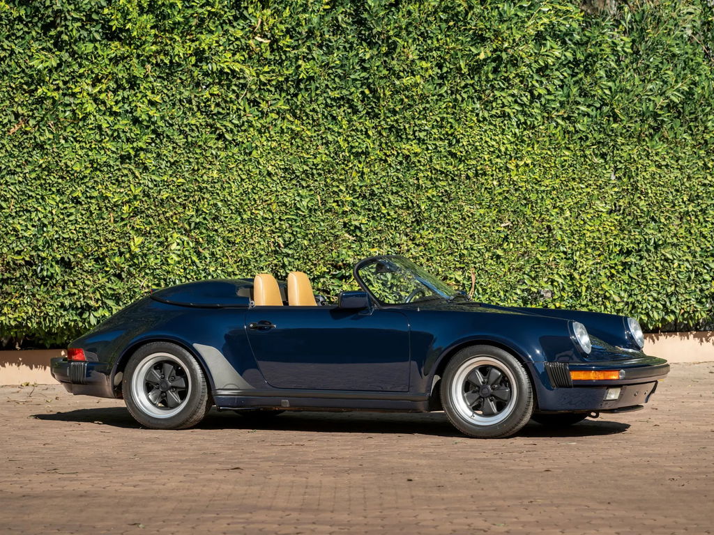 Porsche 911 Carrera 3.2 Speedster (US)