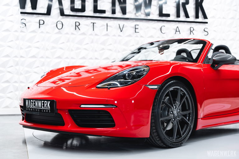 Porsche 718 Boxster T