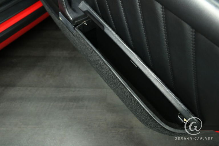 Porsche 911 Carrera 3.2 Speedster