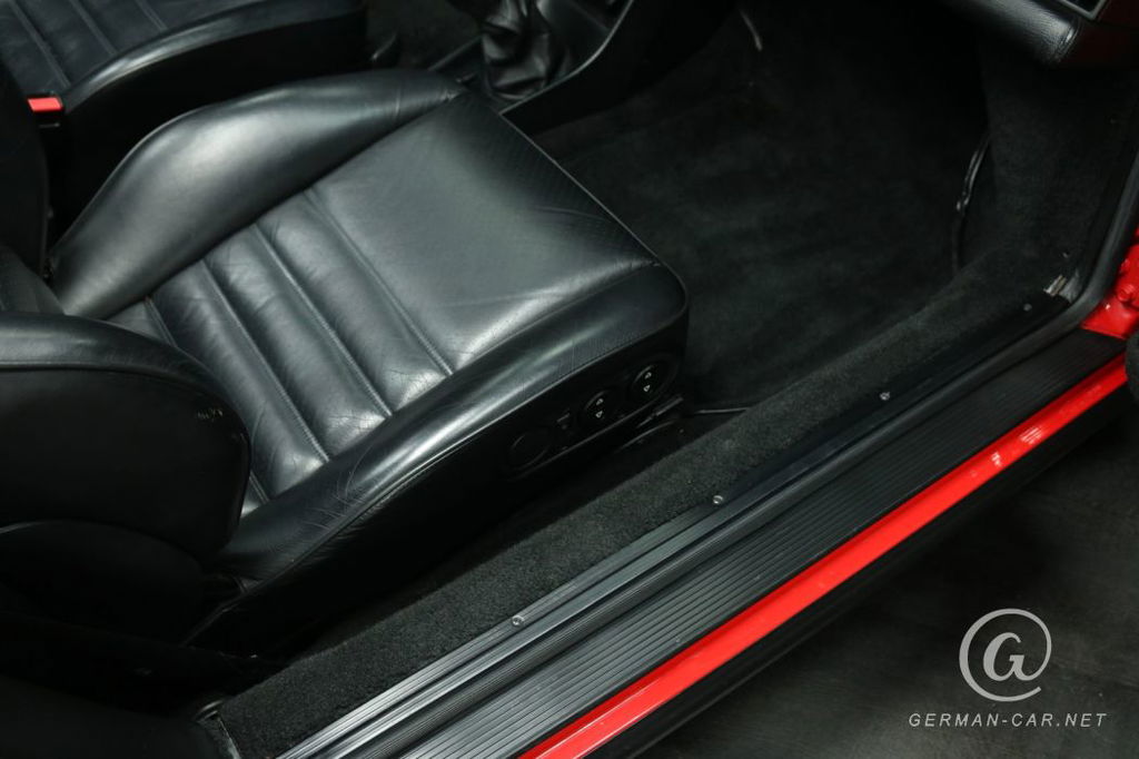 Porsche 911 Carrera 3.2 Speedster