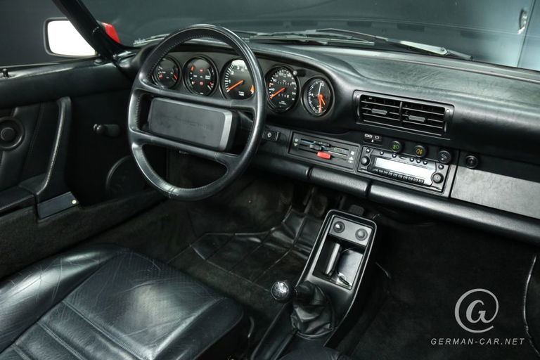 Porsche 911 Carrera 3.2 Speedster