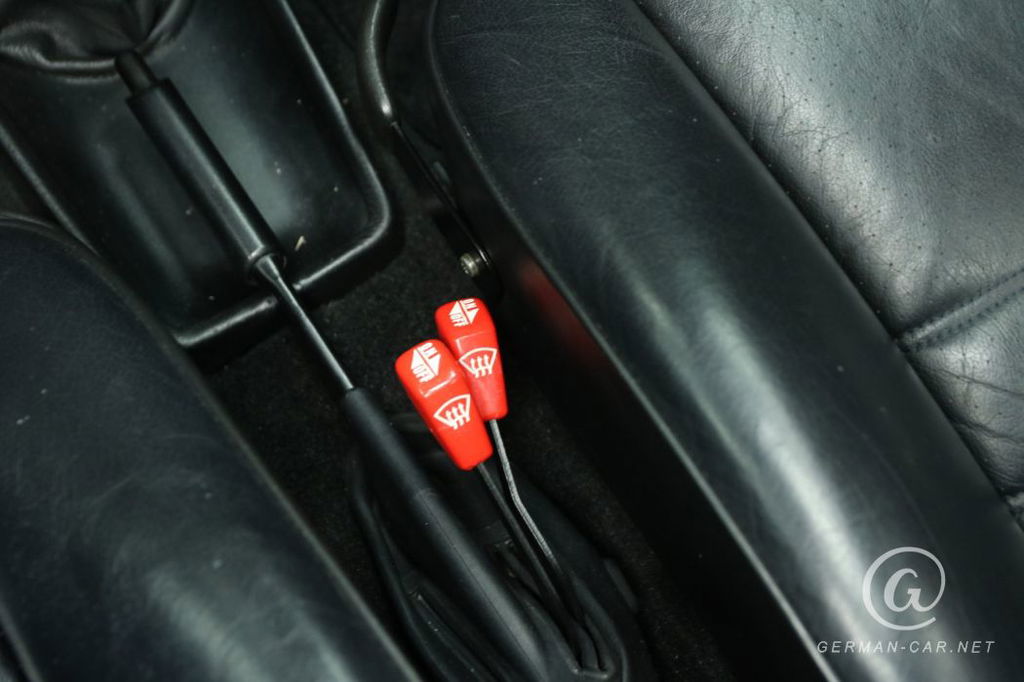 Porsche 911 Carrera 3.2 Speedster