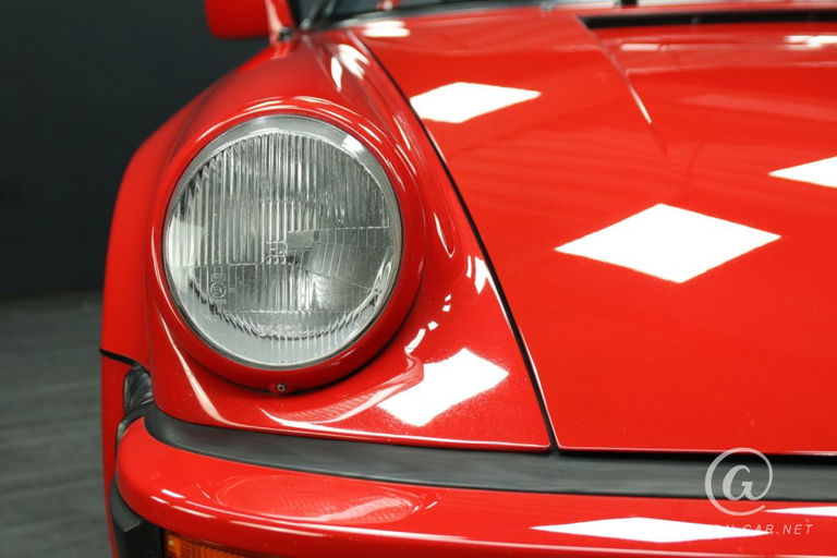 Porsche 911 Carrera 3.2 Speedster