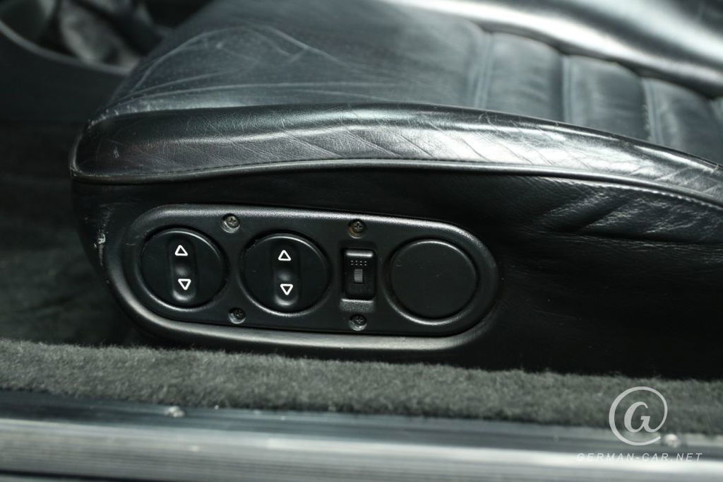 Porsche 911 Carrera 3.2 Speedster