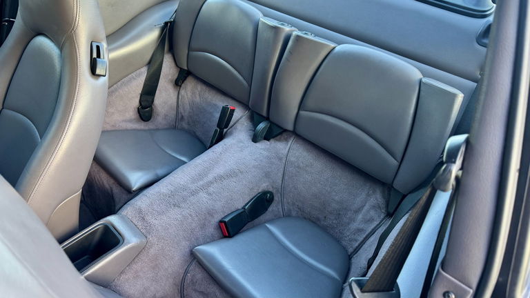 Porsche 993 Carrera 4