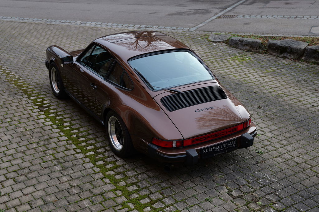 Porsche 911 Carrera 3.2