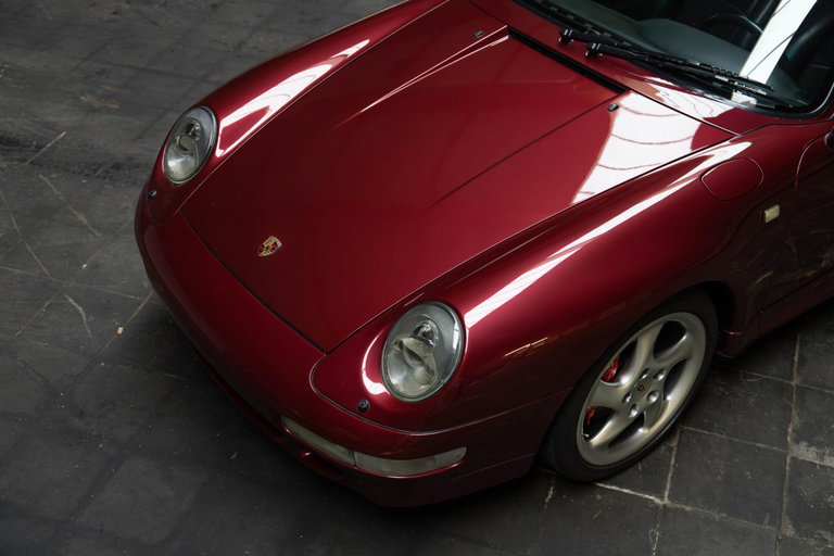 Porsche 993 Carrera 4S