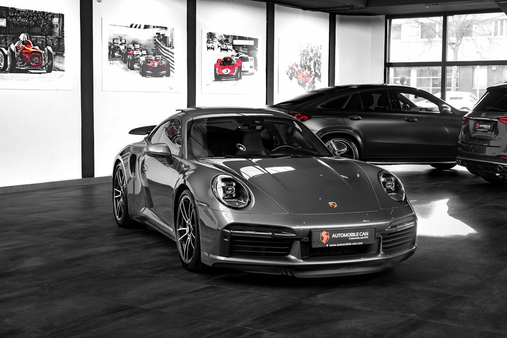 Porsche 992 Turbo